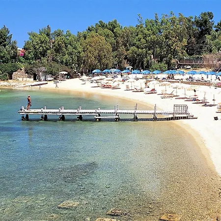 Bouganville מלון דירות פורטו רוטונדו