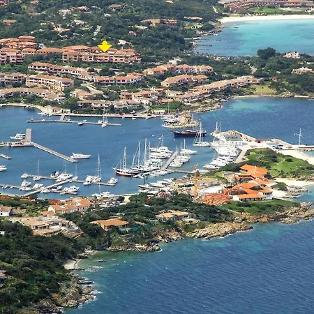 Bouganville Aparthotel 3*