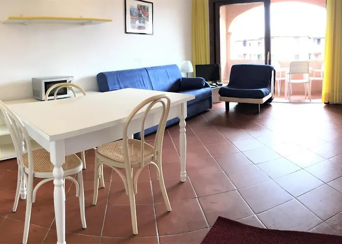 Bouganville Aparthotel 3*