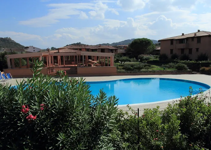 Bouganville Aparthotel 3*