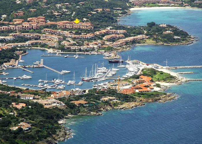 Bouganville Aparthotel 3*