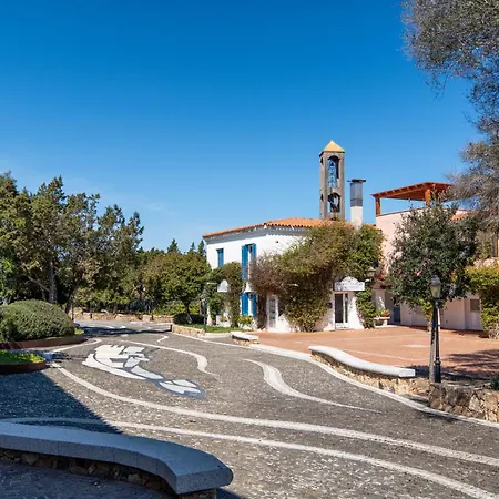 Bouganville Aparthotel 3*