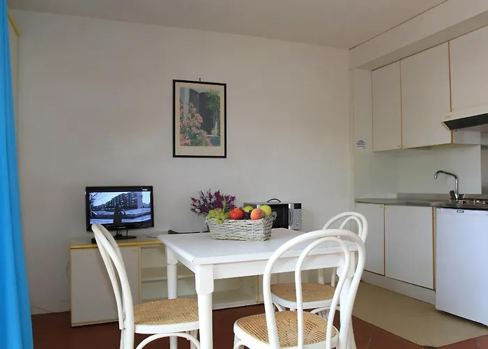 Bouganville Apartahotel 3*